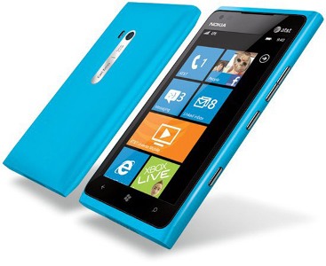 Nokia-Lumia-900-11