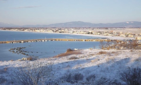 avdira_xioni_limani_panorama